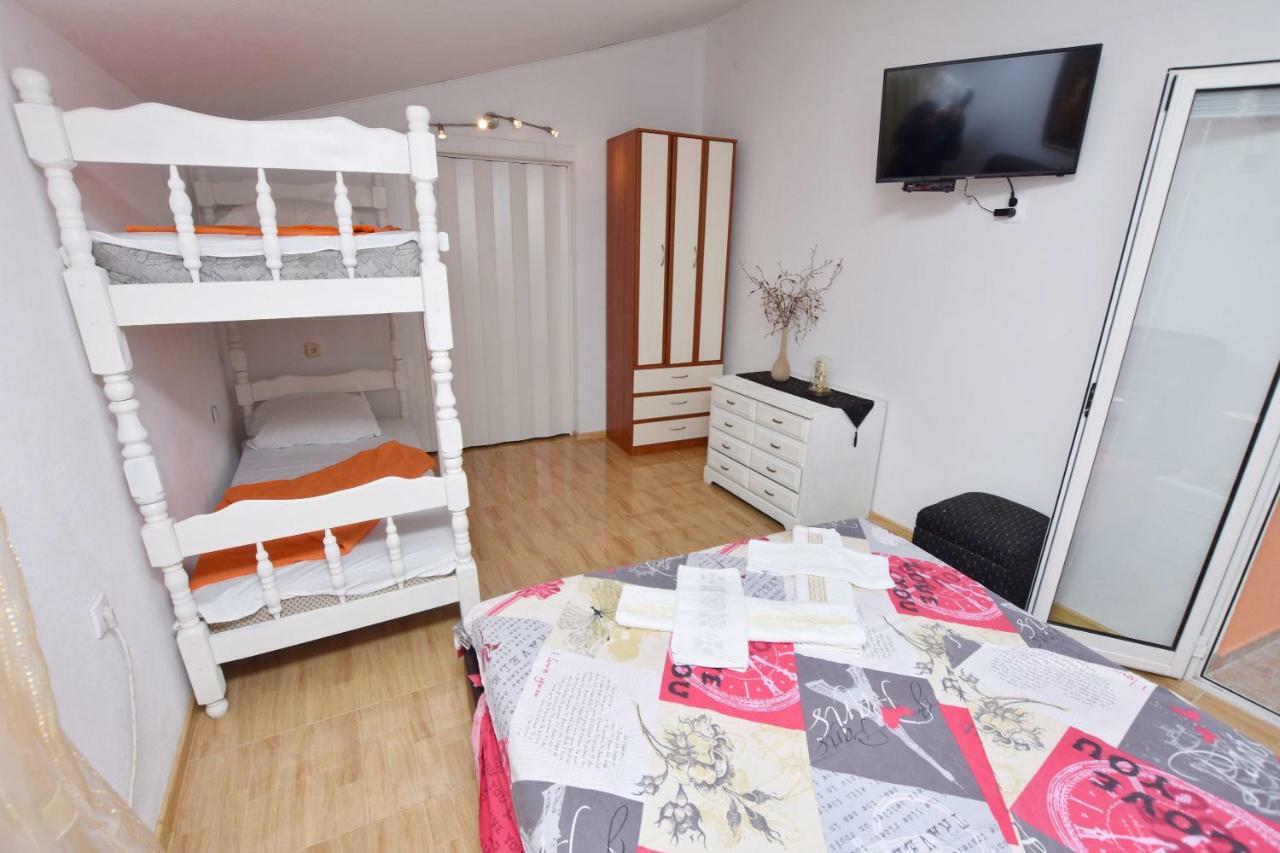 Apartments Siljak Petrovac Exterior photo
