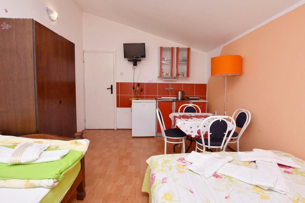 Apartments Siljak Petrovac Exterior photo