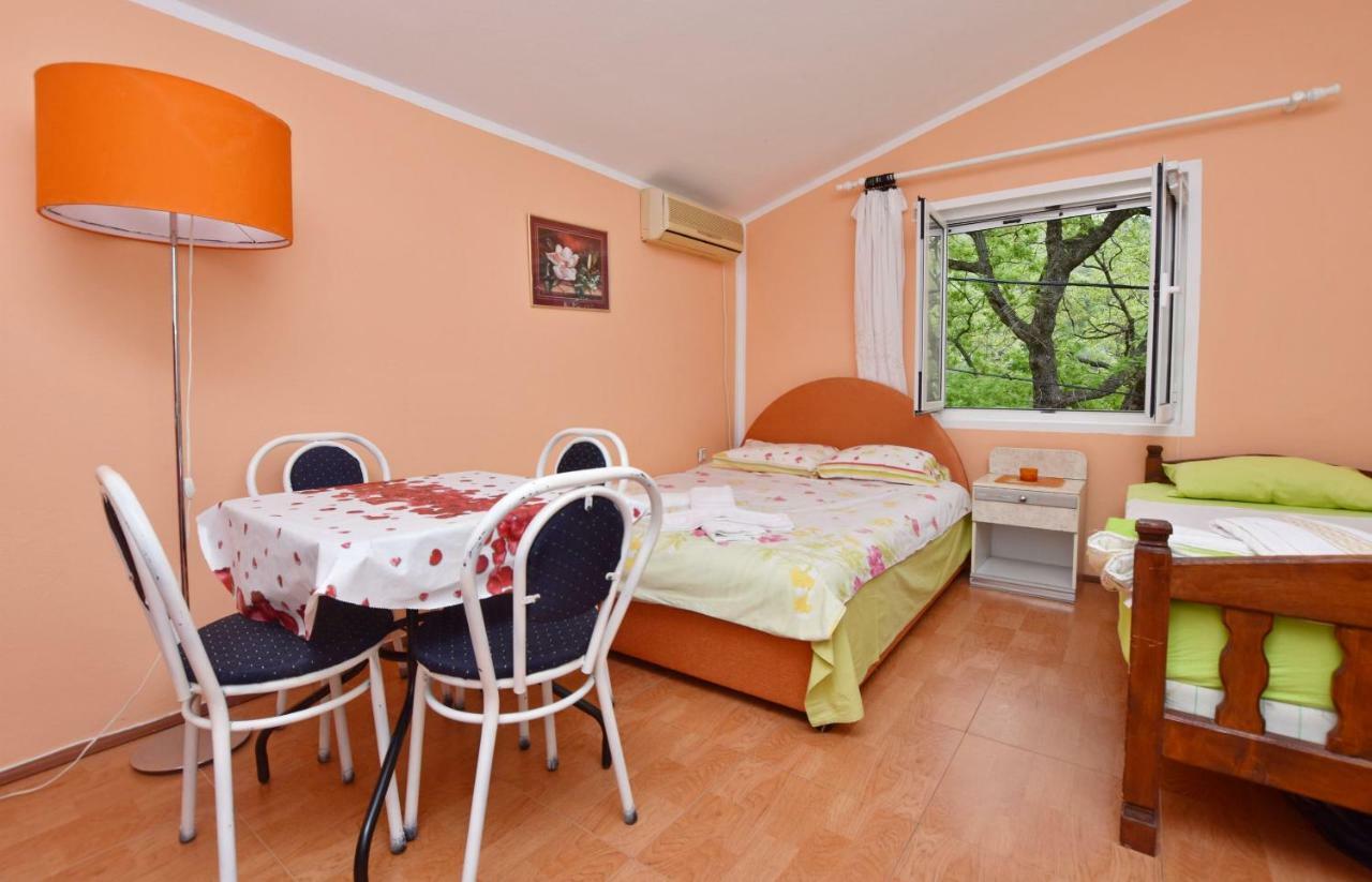 Apartments Siljak Petrovac Exterior photo