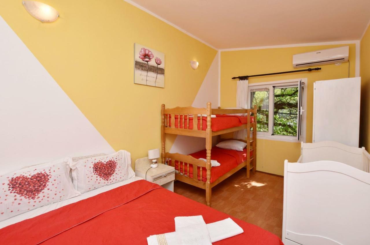 Apartments Siljak Petrovac Exterior photo